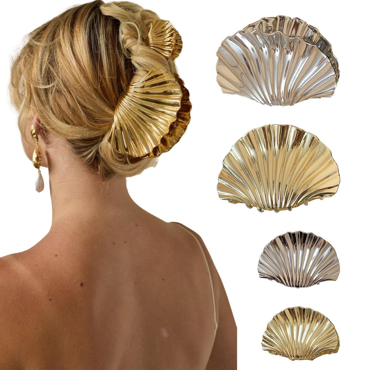 Light luxury shell type environmentally friendly alloy grab clip, back of the head pan hairpin, fashion horsetail shark clip Size fits all
Light luxury shell type environmentally friendly alloy grab clip, back of the head pan hairpin, fashion horsetail shark clip Size fits all
