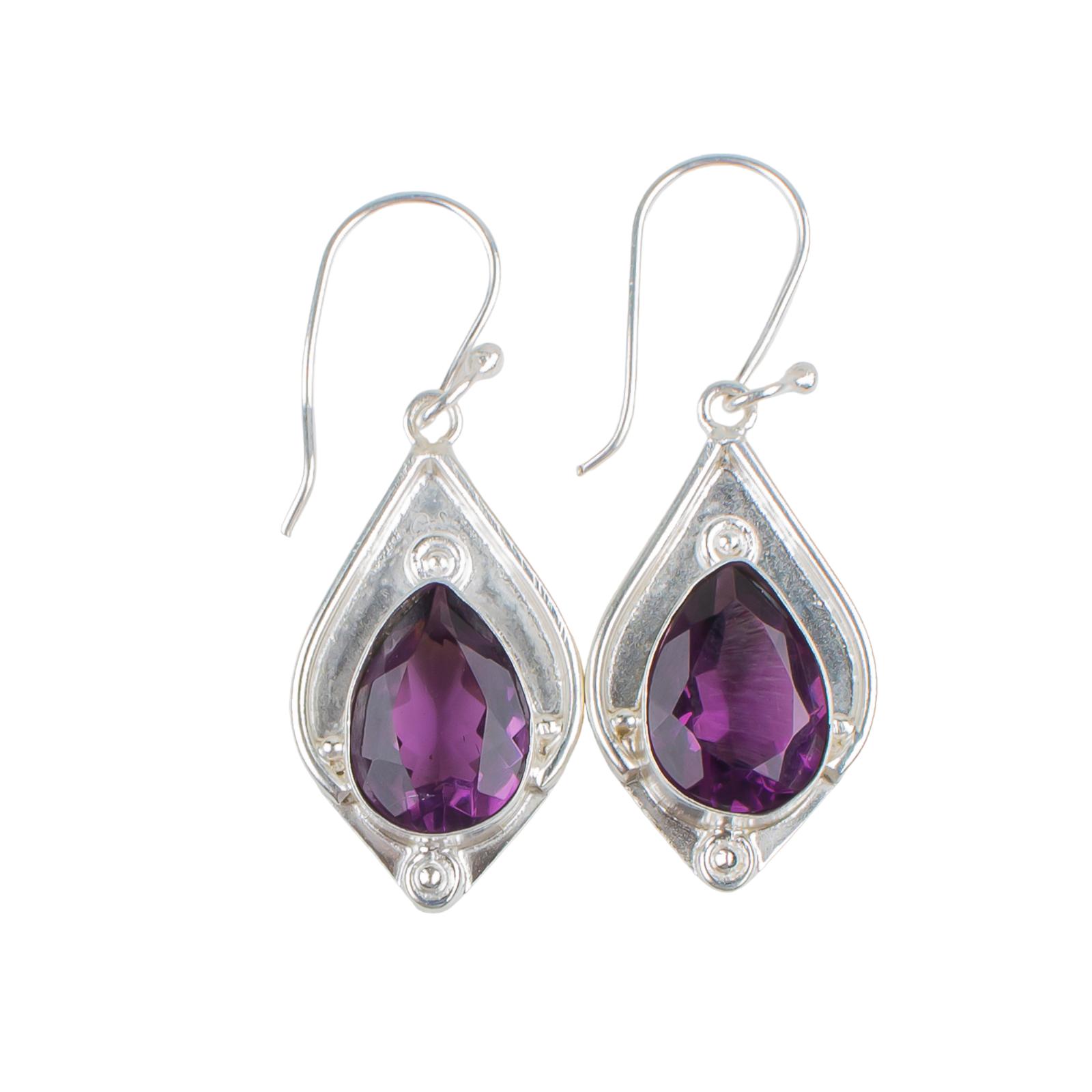 Amethyst Gemstone 925 Solid Silver Jewelry Handmade Drop/ Dangle Earrings 1.90 EE-35-9
Amethyst Gemstone 925 Solid Silver Jewelry Handmade Drop/ Dangle Earrings 1.90 EE-35-9