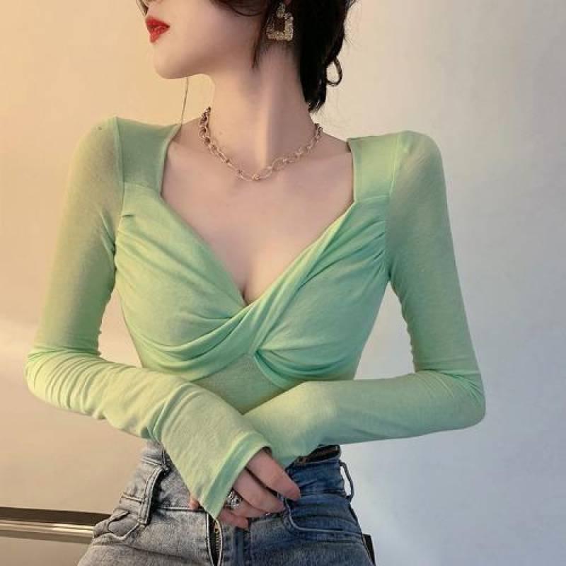 Extra Large Twist Design Low-Cut Long-Sleeve Tee - Simple Slimming Spring Top for Women Small світло-зелений колір
Extra Large Twist Design Low-Cut Long-Sleeve Tee - Simple Slimming Spring Top for Women Small світло-зелений колір