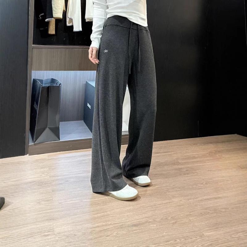 Original Relaxed Fit Women s Knit Wide-Leg Casual Sweatpants Small темно-серого
Original Relaxed Fit Women s Knit Wide-Leg Casual Sweatpants Small темно-серого