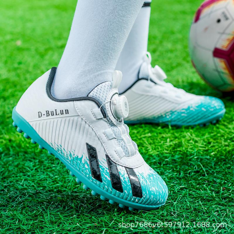 Children s broken nail football shoes are soft and comfortable to protect the feet, suitable for beginners, men and women, and parents 38
Children s broken nail football shoes are soft and comfortable to protect the feet, suitable for beginners, men and women, and parents 38