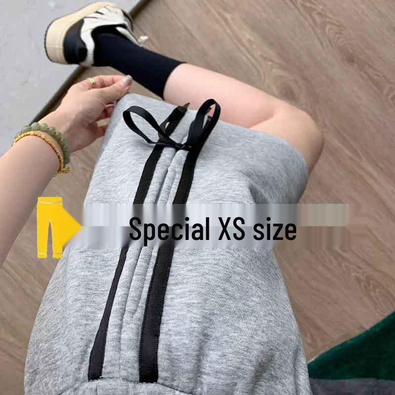 2024 Women s Gray High-Waist Loose Fit Slimming Sports Shorts - American Style, Petite, Wide-Leg, Summer Casual XS (60-79 lbs)
2024 Women s Gray High-Waist Loose Fit Slimming Sports Shorts - American Style, Petite, Wide-Leg, Summer Casual XS (60-79 lbs)