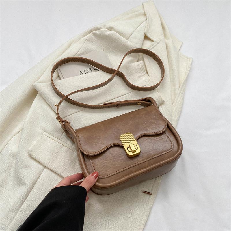 Stylish Korean Small Square Shoulder Bag For Women In Chic Colors For Winter Fashion хакі
Stylish Korean Small Square Shoulder Bag For Women In Chic Colors For Winter Fashion хакі
