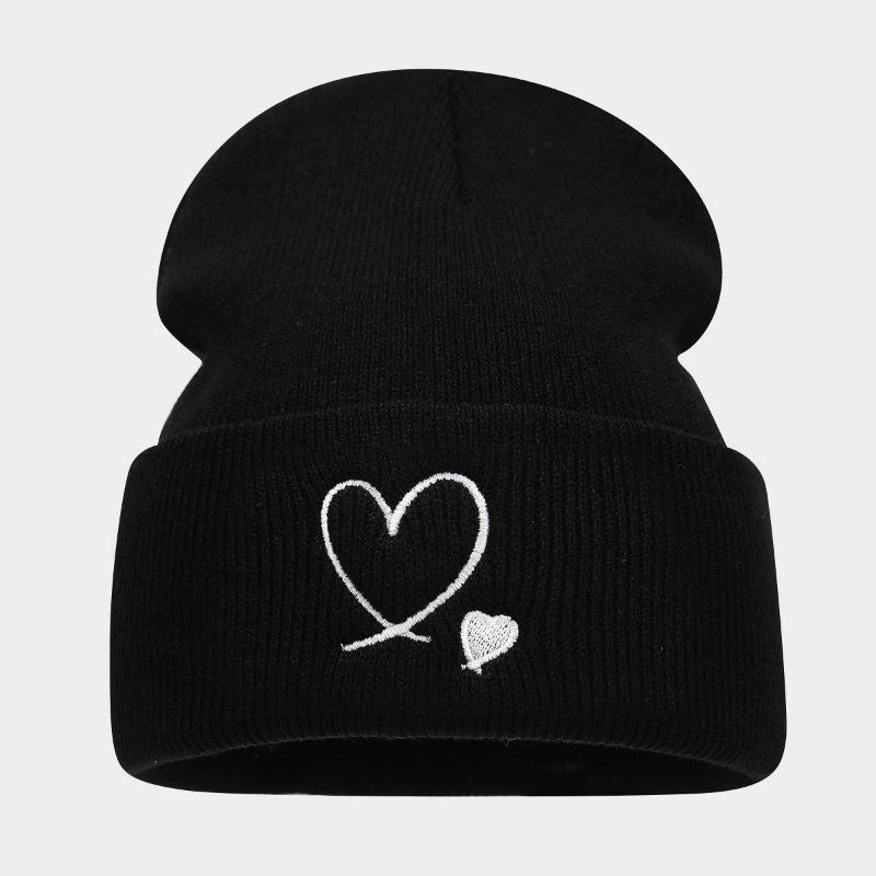 Simple and fashionable love embroidery knitted hat couple casual versatile sunshade cold hat couple wool stack hat one size fits all
Simple and fashionable love embroidery knitted hat couple casual versatile sunshade cold hat couple wool stack hat one size fits all