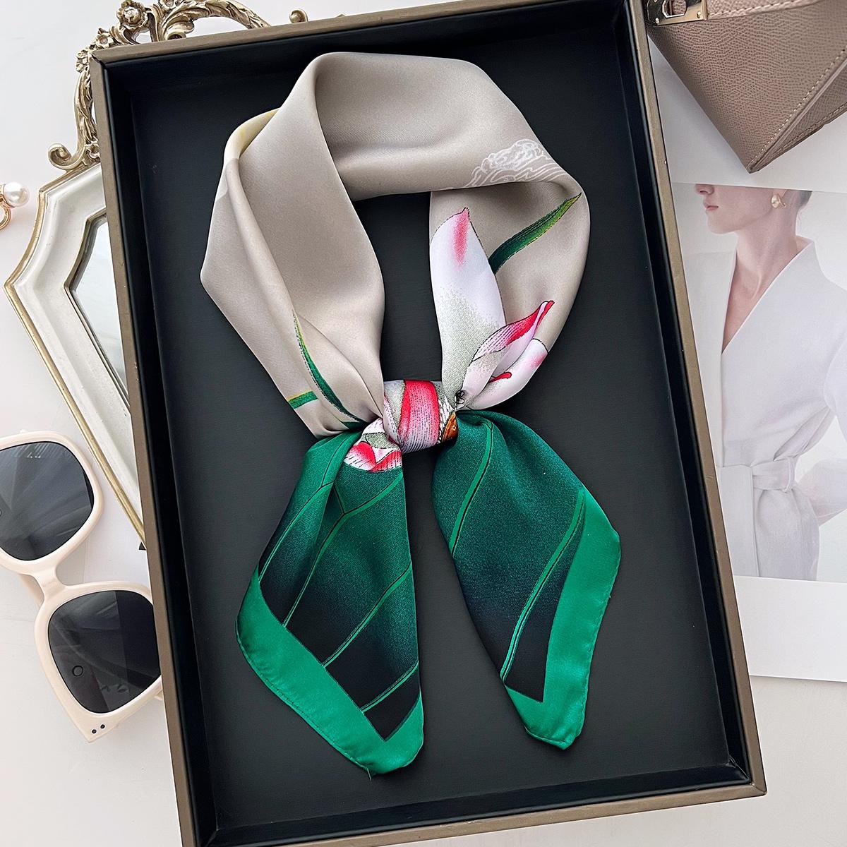 Pastoral Lotus Small Square Scarf, Fresh And Elegant Headscarf, Summer Imitation Silk Scarf 70Cm Light And Thin Temperament Scarf 66cm
Pastoral Lotus Small Square Scarf, Fresh And Elegant Headscarf, Summer Imitation Silk Scarf 70Cm Light And Thin Temperament Scarf 66cm