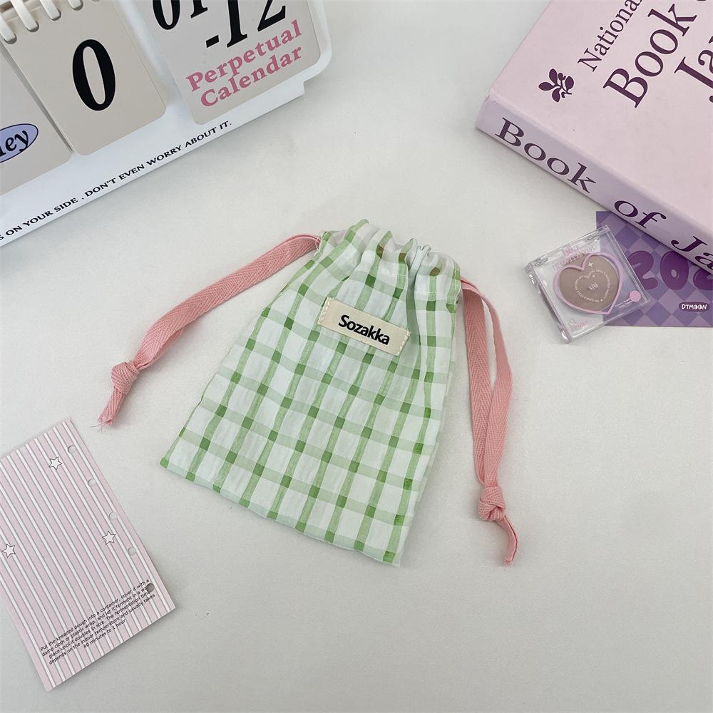 Fresh Plaid Portable Makeup and Toiletry Bag with Drawstring Closure
Fresh Plaid Portable Makeup and Toiletry Bag with Drawstring Closure
