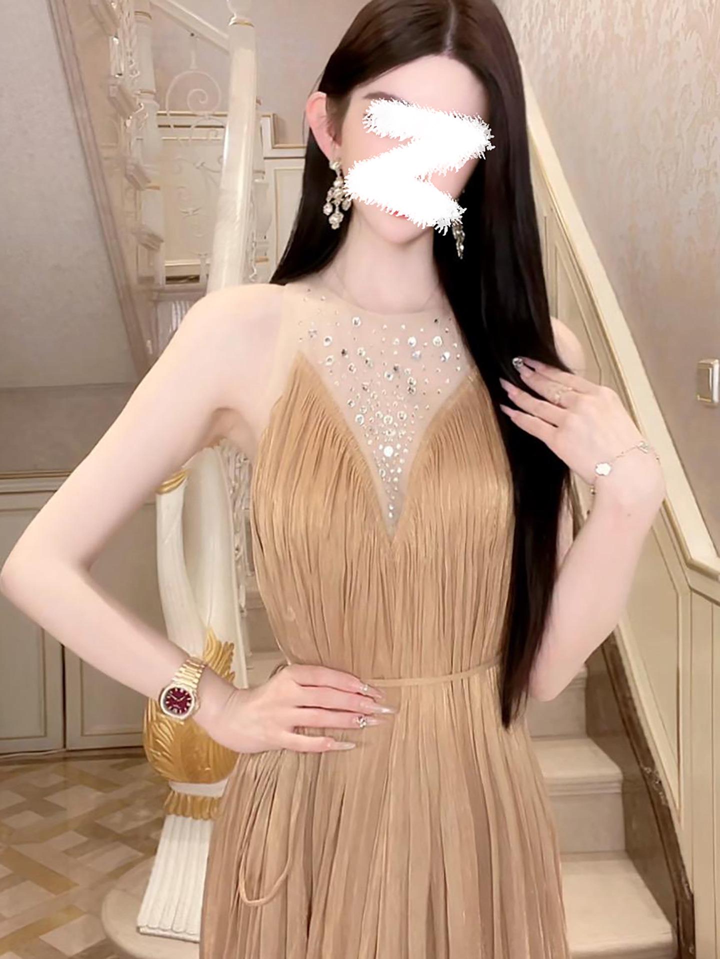 Elegant Sleeveless Mesh Spliced Long Dress with Hot-Fix Rhinestones – Spring/Summer Collection P0304 Large коричневый
Elegant Sleeveless Mesh Spliced Long Dress with Hot-Fix Rhinestones – Spring/Summer Collection P0304 Large коричневый