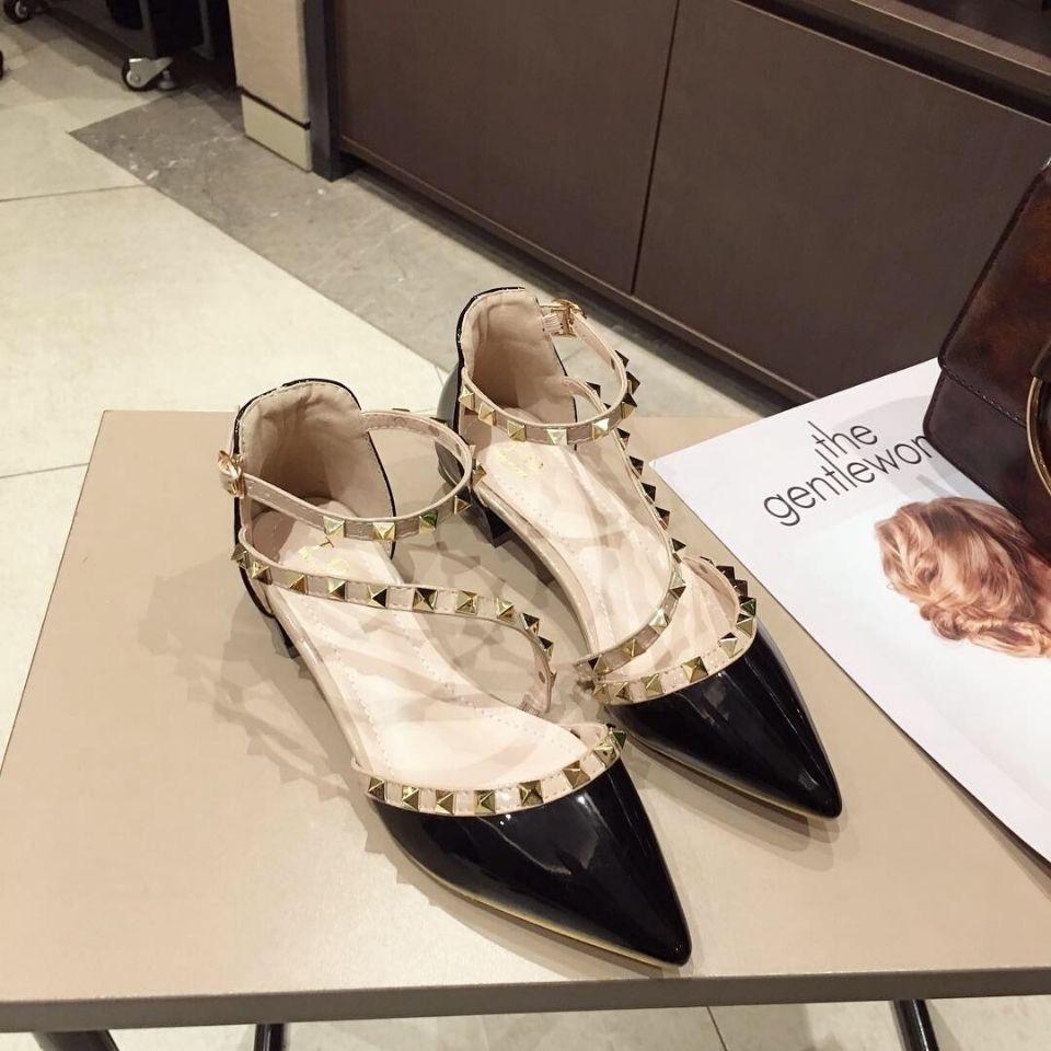 2025 Весна Лето Туфли Женские Низкие Каблуки Модный Бренд Острый Носок Заклепки Элегантные Женские Каблуки 3 см Черный Красный Плюс Размер 41 38 чёрный
2025 Весна Лето Туфли Женские Низкие Каблуки Модный Бренд Острый Носок Заклепки Элегантные Женские Каблуки 3 см Черный Красный Плюс Размер 41 38 чёрный