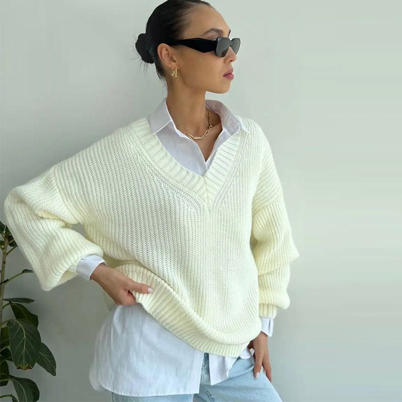 Женский однотонный свитер осень-зима трикотаж с V-образным вырезом и длинными рукавами One size
Женский однотонный свитер осень-зима трикотаж с V-образным вырезом и длинными рукавами One size