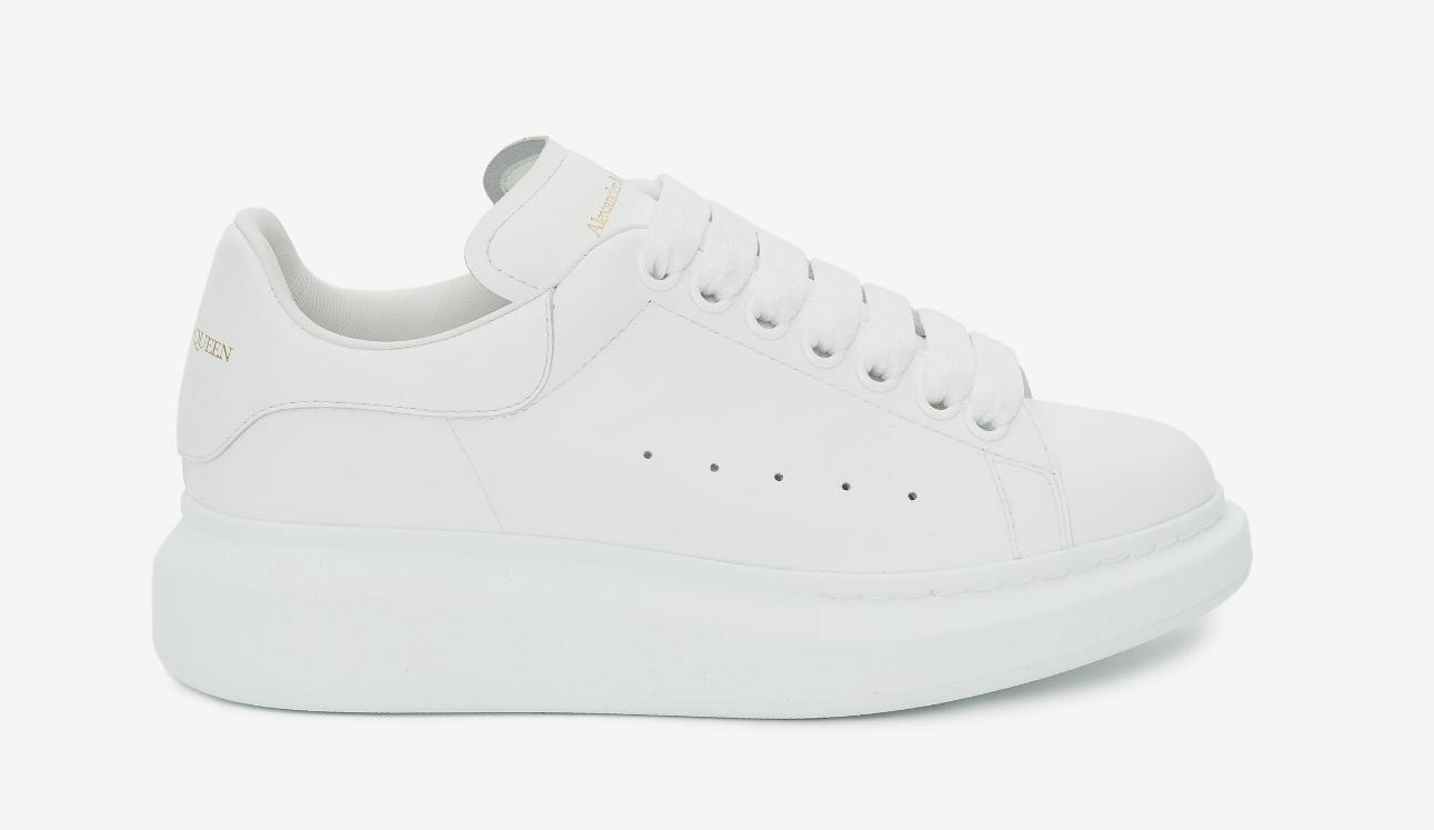 Alexander McQueen Шкіряні Повсякденні Кросівки Чоловічі Білі 553680-WHGP5-9000 44.5
Alexander McQueen Шкіряні Повсякденні Кросівки Чоловічі Білі 553680-WHGP5-9000 44.5