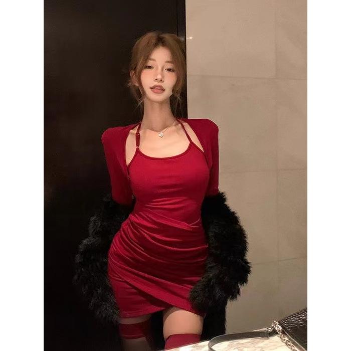 Autumn waist tight hollow long-sleeved dress fake two Spice Girl temperament hip skirt show figure red skirt S бордовый
Autumn waist tight hollow long-sleeved dress fake two Spice Girl temperament hip skirt show figure red skirt S бордовый