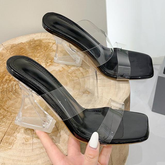 Сексуальные женские туфли на высоком каблуке 11 см, летние зеленые прозрачные туфли на блочном каблуке, фетиш-женские мюли, модные туфли со стразами 37 чёрный
Сексуальные женские туфли на высоком каблуке 11 см, летние зеленые прозрачные туфли на блочном каблуке, фетиш-женские мюли, модные туфли со стразами 37 чёрный