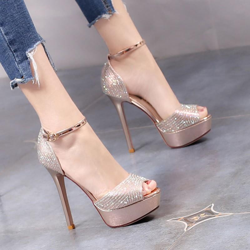 Thin heel rhinestone sandals women s 2025 summer new Internet celebrities one-word buckle high heels versatile fish mouth waterproof table women s 39 шампанского
Thin heel rhinestone sandals women s 2025 summer new Internet celebrities one-word buckle high heels versatile fish mouth waterproof table women s 39 шампанского