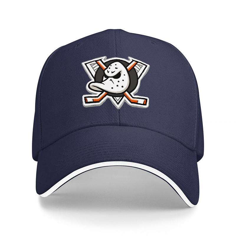 Чорна бейсболка Anaheim Ducks NHL з вишивкою логотипу команди, білим оздобленням та структурованим дизайном для вболівальників Adjustable
Чорна бейсболка Anaheim Ducks NHL з вишивкою логотипу команди, білим оздобленням та структурованим дизайном для вболівальників Adjustable