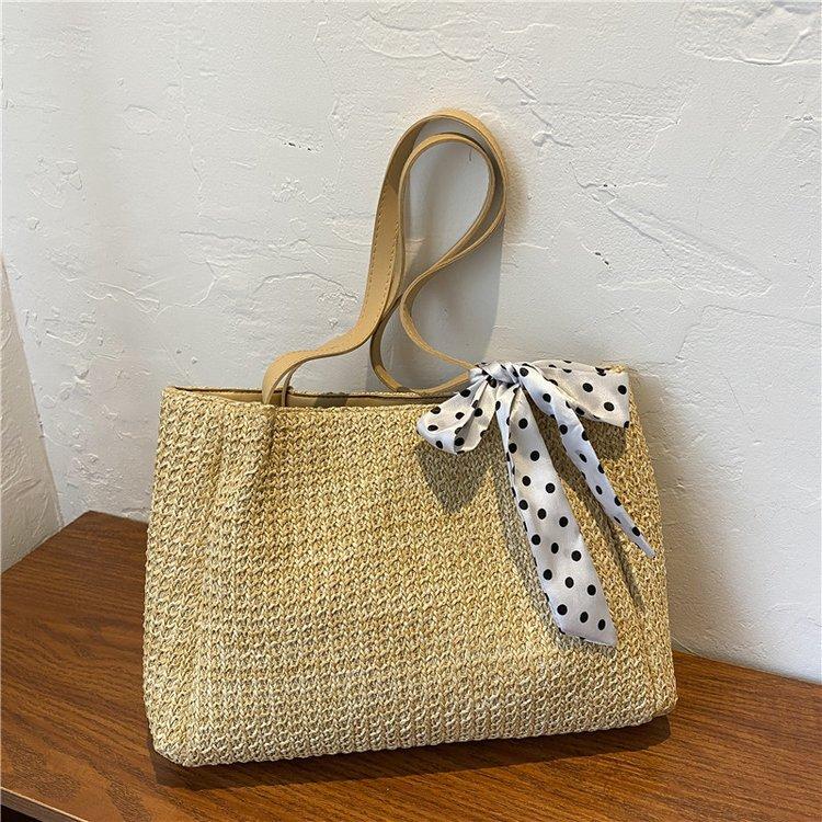 2025 New Large Capacity Silk Scarf Bucket Bag Fashion Woven Women s Bag Portable Underarm Bag Shoulder Bag хаки
2025 New Large Capacity Silk Scarf Bucket Bag Fashion Woven Women s Bag Portable Underarm Bag Shoulder Bag хаки