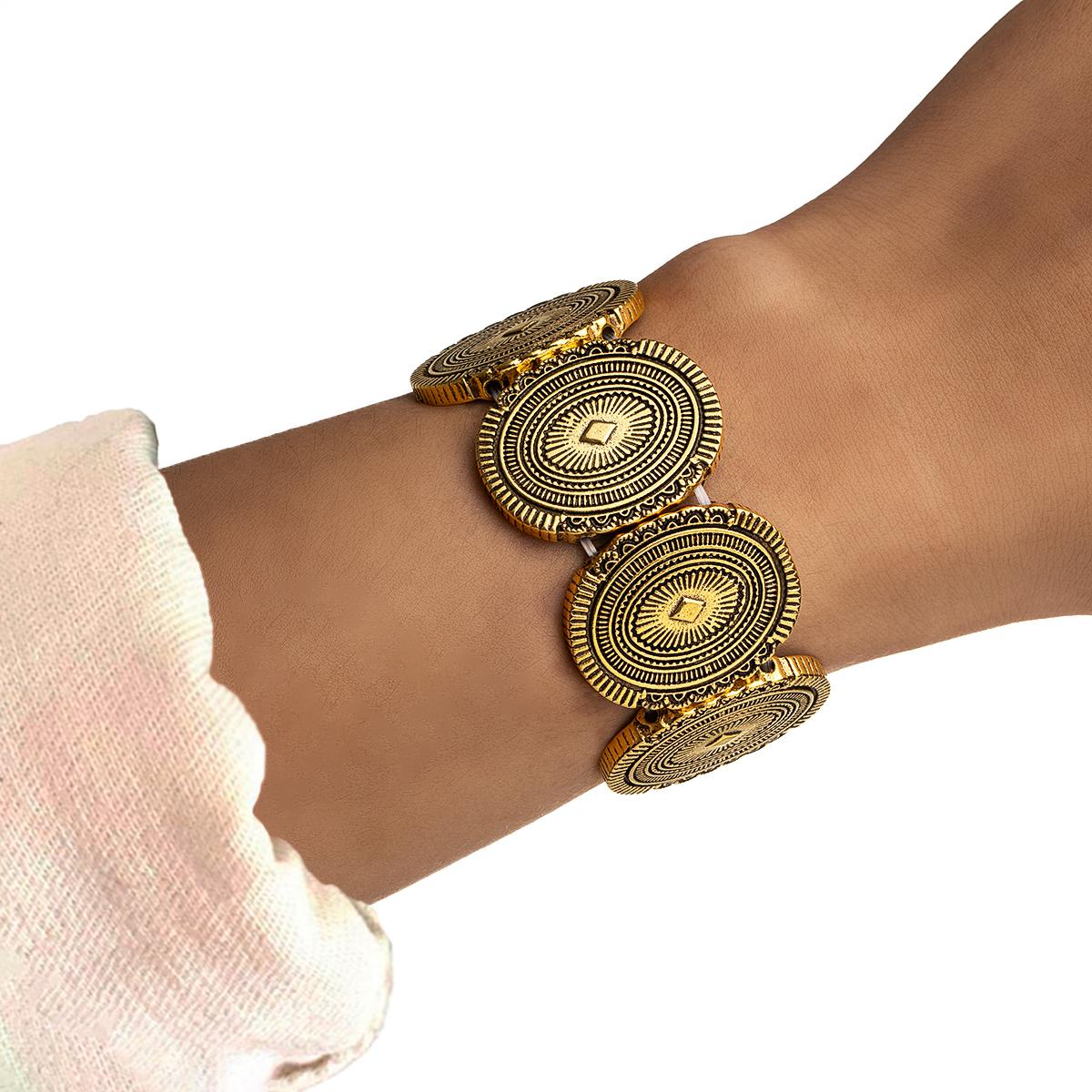 1 piece of heavy-duty carved graphic bracelet with elastic thread and oval hanging tag bracelet
1 piece of heavy-duty carved graphic bracelet with elastic thread and oval hanging tag bracelet