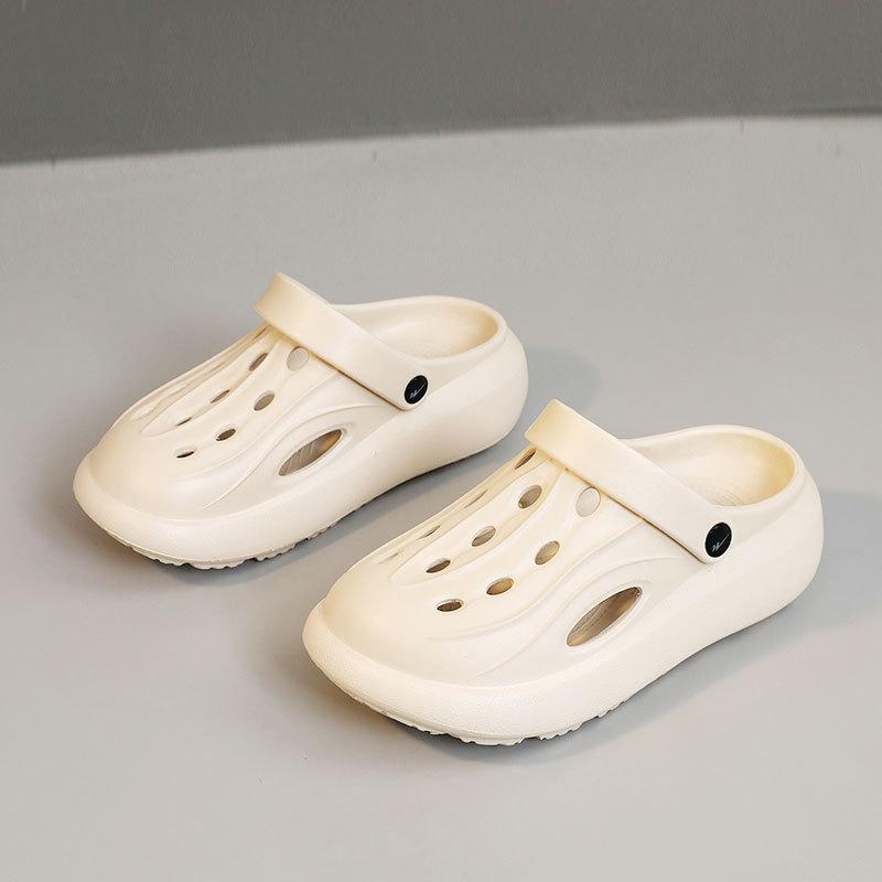 LR slippers new summer slippers wear soft-soled Mori heightening hole shoes 35 хаки
LR slippers new summer slippers wear soft-soled Mori heightening hole shoes 35 хаки