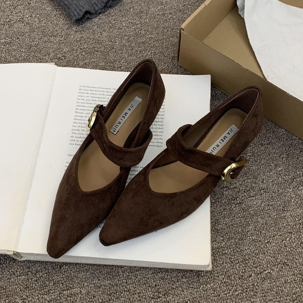 Inner height increase, shallow mouth, pointed head, suede, Mary Jane shoes, women s spring and autumn new gentle thick-soled single shoes 39 темно-коричневого
Inner height increase, shallow mouth, pointed head, suede, Mary Jane shoes, women s spring and autumn new gentle thick-soled single shoes 39 темно-коричневого