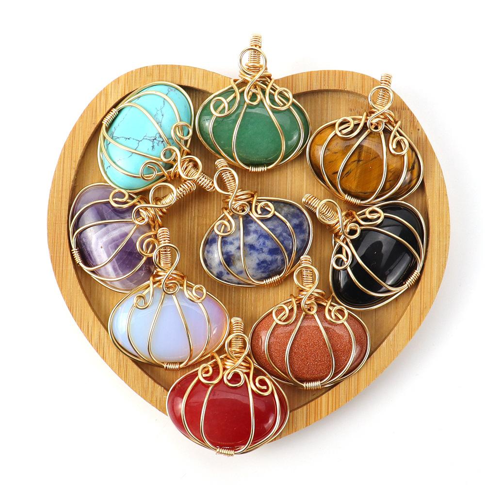 Hand-Wound Natural Stone Crystal Agate Halloween Pumpkin Lamp Pendant Necklace N593
Hand-Wound Natural Stone Crystal Agate Halloween Pumpkin Lamp Pendant Necklace N593