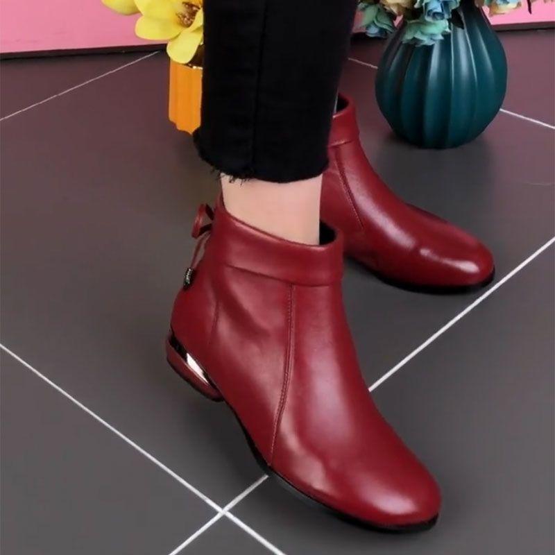 35 Size Fashionable Soft Cowhide Round Toe Boots, Low-heeled Plus Size Leather Boots, Women s Autumn and Winter Fleece, Versatile Leather Boots 35
35 Size Fashionable Soft Cowhide Round Toe Boots, Low-heeled Plus Size Leather Boots, Women s Autumn and Winter Fleece, Versatile Leather Boots 35