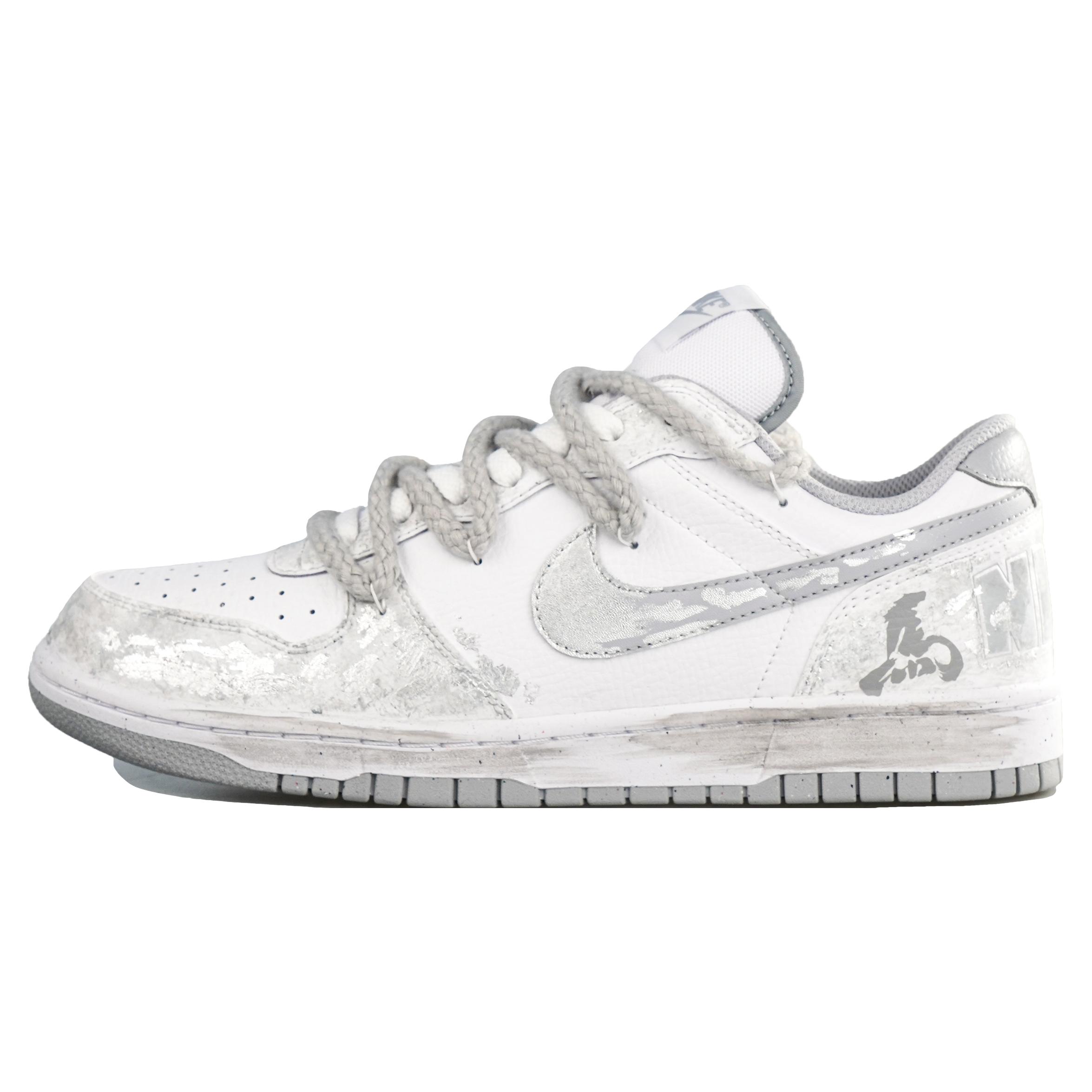 Nike Big Skateboard Shoes Unisex Low Top Silver 355152-106(Team1876-) 43
Nike Big Skateboard Shoes Unisex Low Top Silver 355152-106(Team1876-) 43
