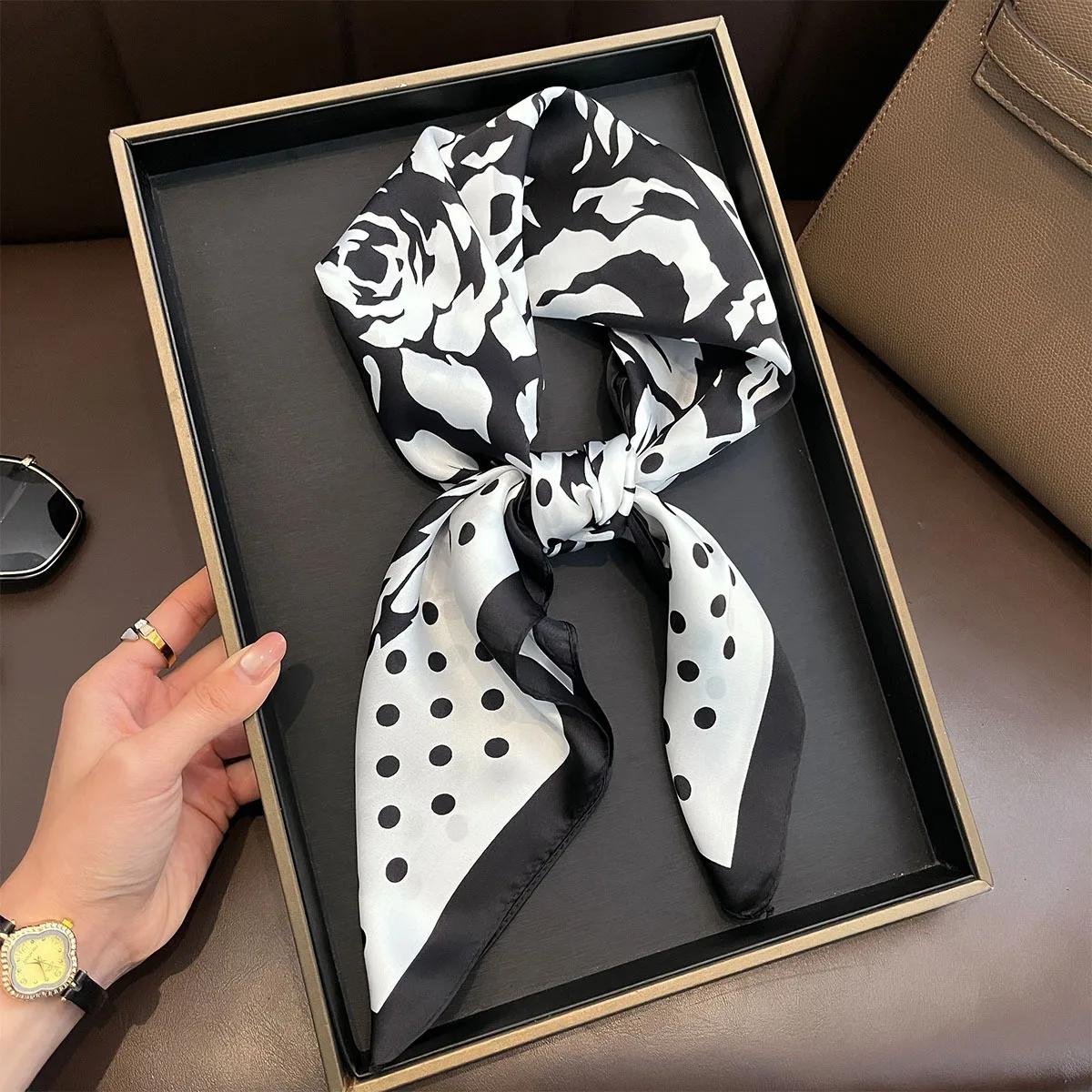 Women Imitation Silk Scarf Square Neck Kerchief Hairbands Foulard Female Soft Fashion Print Floral Bandana Shawls 70 -70CM
Women Imitation Silk Scarf Square Neck Kerchief Hairbands Foulard Female Soft Fashion Print Floral Bandana Shawls 70 -70CM