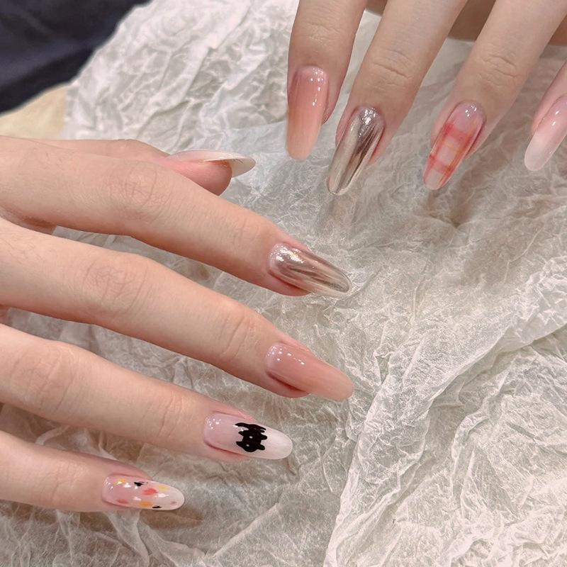 Gradient Plaid Cartoon Kitten Wearable Nail Patches - Sweet & Cool Manicure for Students
Gradient Plaid Cartoon Kitten Wearable Nail Patches - Sweet & Cool Manicure for Students