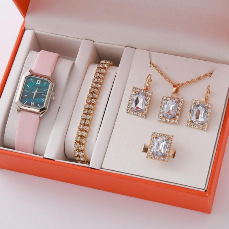 New Casual Fashion Leather Ladies Business Square Luxury Quartz Watch Korean Version Rhinestone Jewelry Set bulk price
New Casual Fashion Leather Ladies Business Square Luxury Quartz Watch Korean Version Rhinestone Jewelry Set bulk price