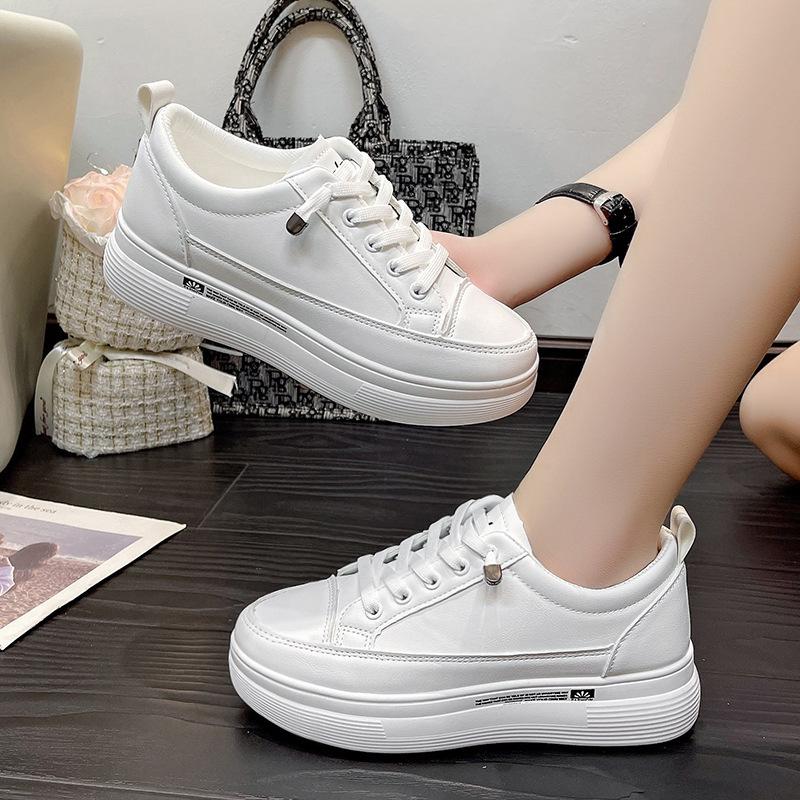 Foreign trade sports shoes women s muffin high-top shoes small inner height increase casual white shoes women 42 білий
Foreign trade sports shoes women s muffin high-top shoes small inner height increase casual white shoes women 42 білий
