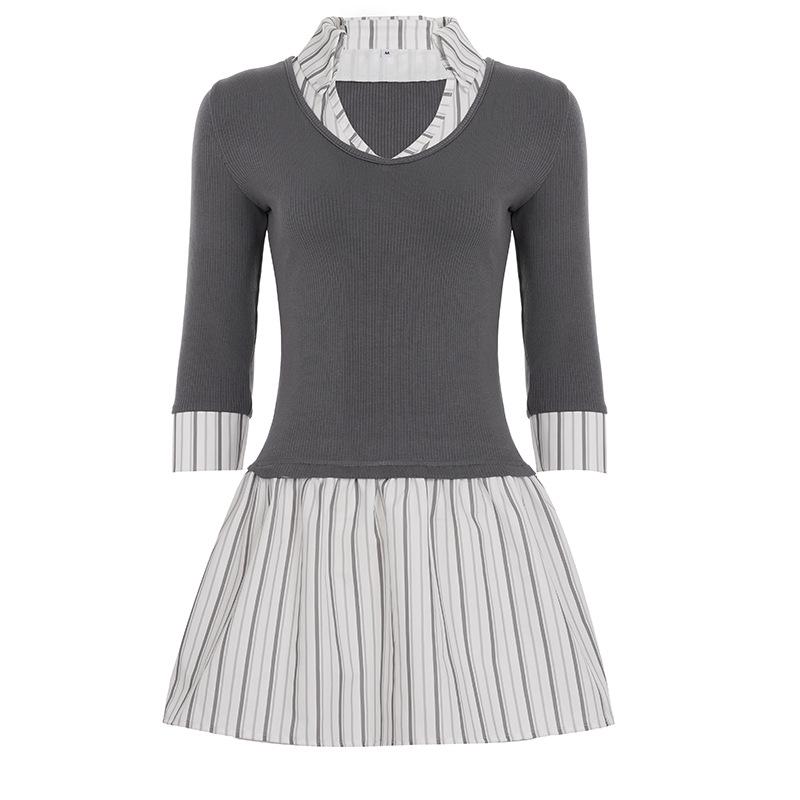 American College Style Spicy Striped Patchwork V-neck Dress Waist-Cinching Slim Pleated Short Skirt - 2026 Summer Collection M серый
American College Style Spicy Striped Patchwork V-neck Dress Waist-Cinching Slim Pleated Short Skirt - 2026 Summer Collection M серый