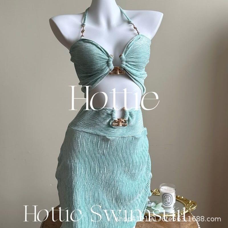Korean Women s Three-Piece Slimming Bikini Set - Sexy, Belly-Covering Beachwear for Vacations. Medium
Korean Women s Three-Piece Slimming Bikini Set - Sexy, Belly-Covering Beachwear for Vacations. Medium