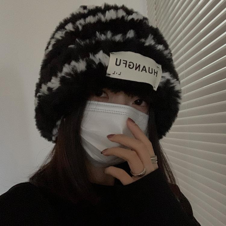 New hat female Korean version striped face small plush warm wool hat big head circumference ear protectors stacked hat male tide
New hat female Korean version striped face small plush warm wool hat big head circumference ear protectors stacked hat male tide