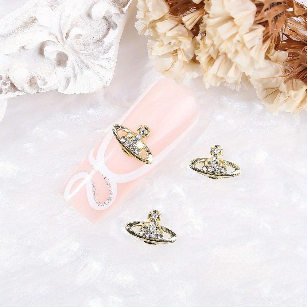 10 шт. Украшения для ногтей в виде бриллиантов из сплава, золото и серебро, наклейки для ногтей в виде звезд золотой
10 шт. Украшения для ногтей в виде бриллиантов из сплава, золото и серебро, наклейки для ногтей в виде звезд золотой