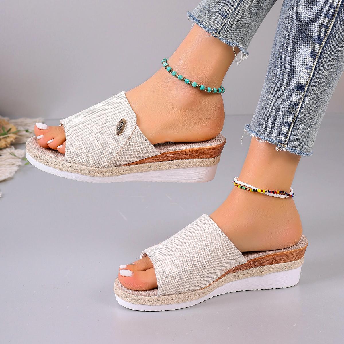 Модные летние танкетки женские тапочки платформа высокий каблук тапочки женские уличные базовые туфли на танкетке ретро уличные сандалии шлепанцы женские 36
Модные летние танкетки женские тапочки платформа высокий каблук тапочки женские уличные базовые туфли на танкетке ретро уличные сандалии шлепанцы женские 36