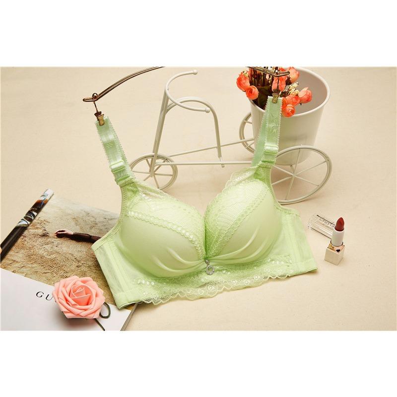 Online explosive version of small breasts thickened bra super thick 6cm sexy gathering cute lace flat bra 90
Online explosive version of small breasts thickened bra super thick 6cm sexy gathering cute lace flat bra 90