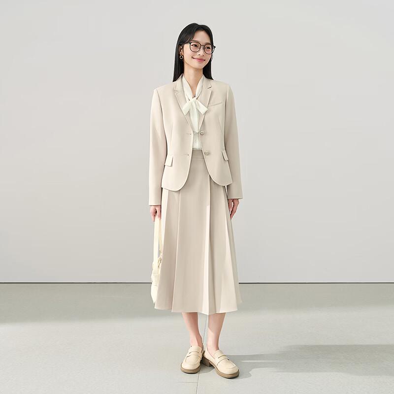 Women s Professional Business Suit Jacket S
Women s Professional Business Suit Jacket S