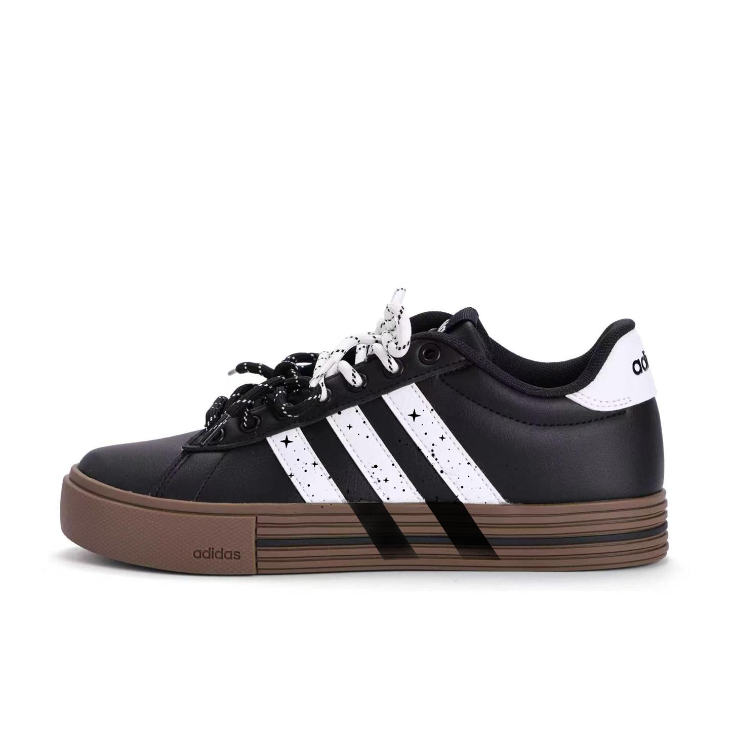 Adidas Daily 4.0 Coverage Slip Resistant Cushioning Low top Skateboard Shoes Unisex White Black JR0086(Team59-) 44⅔
Adidas Daily 4.0 Coverage Slip Resistant Cushioning Low top Skateboard Shoes Unisex White Black JR0086(Team59-) 44⅔