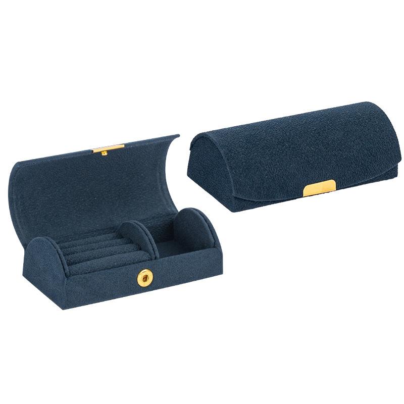 1pc Luxury Velvet Jewelry Storage Box for Women , Portable Travel Design, Rust-Proof Ring Storage, Perfect Gift for Birthdays
1pc Luxury Velvet Jewelry Storage Box for Women , Portable Travel Design, Rust-Proof Ring Storage, Perfect Gift for Birthdays