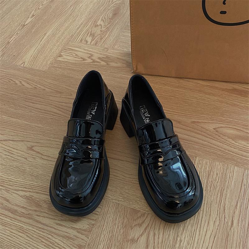 Толстый высокий каблук универсальный британский стиль маленькие кожаные туфли женские 2025 весна и лето новые корейская версия черные туфли Мэри Джейн лоферы 40
Толстый высокий каблук универсальный британский стиль маленькие кожаные туфли женские 2025 весна и лето новые корейская версия черные туфли Мэри Джейн лоферы 40