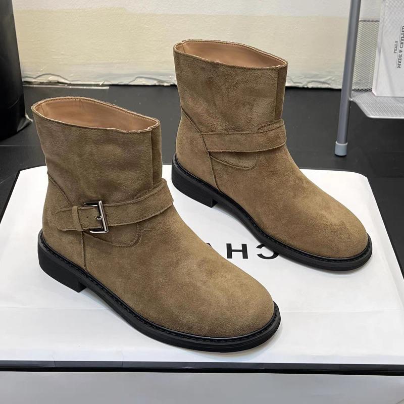 Мода Модные и высококачественные Женские Осенние Новые Замшевые Короткие Ботинки 2025 Мелкий Вырез Удобные Женские Ботинки 40 хаки
Мода Модные и высококачественные Женские Осенние Новые Замшевые Короткие Ботинки 2025 Мелкий Вырез Удобные Женские Ботинки 40 хаки