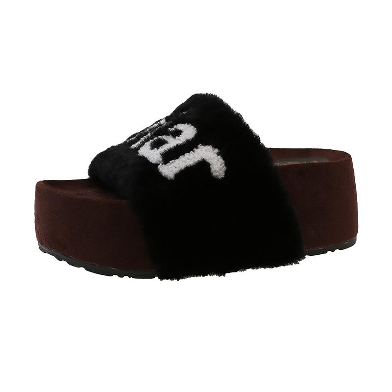 Мода 2025 Новые Высококачественные Женские Модные Универсальные Шлепанцы на Толстой Подошве и Высоком Каблуке с Флисом для Тепла Верхняя Одежда Зимой 40 чёрный
Мода 2025 Новые Высококачественные Женские Модные Универсальные Шлепанцы на Толстой Подошве и Высоком Каблуке с Флисом для Тепла Верхняя Одежда Зимой 40 чёрный