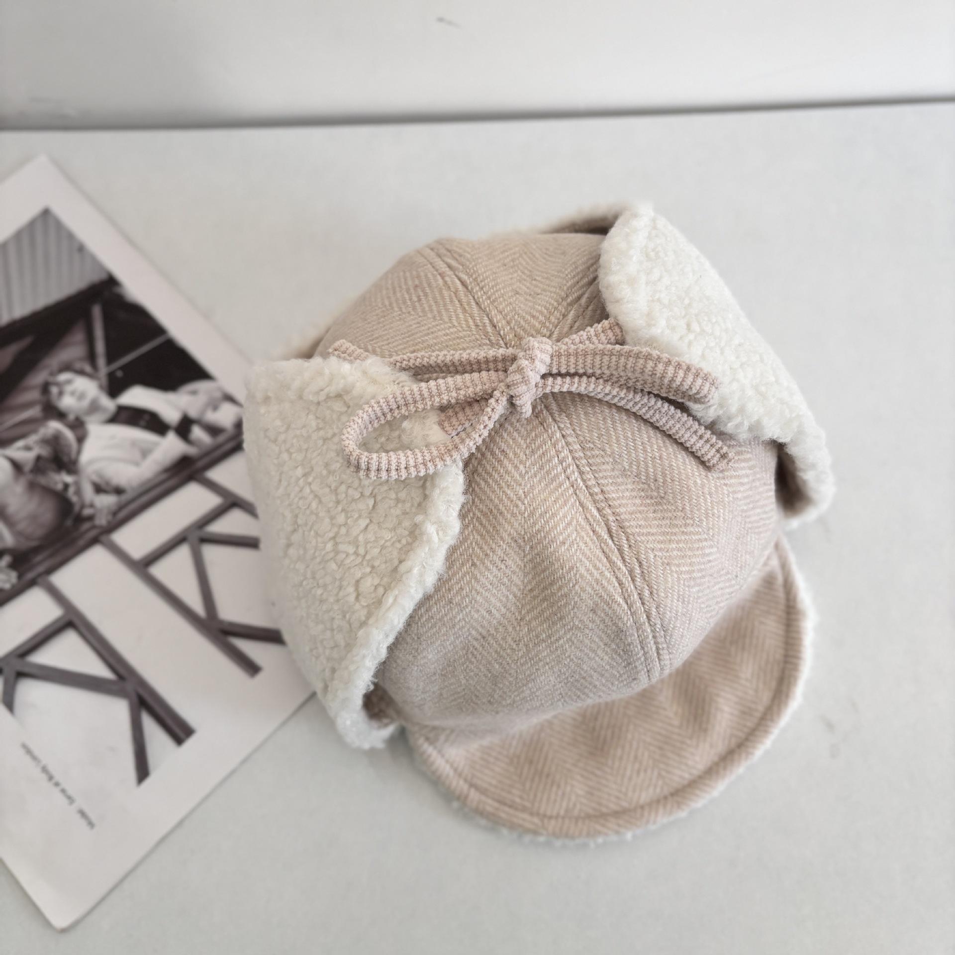 Зимняя холодная и теплая защита ушей Северо-Восточная большая окружность головы показывает небольшой прилив зимой утолщенная и бархатная шапка шапка Лэй Фэн женская M(56-58cm) бежевый