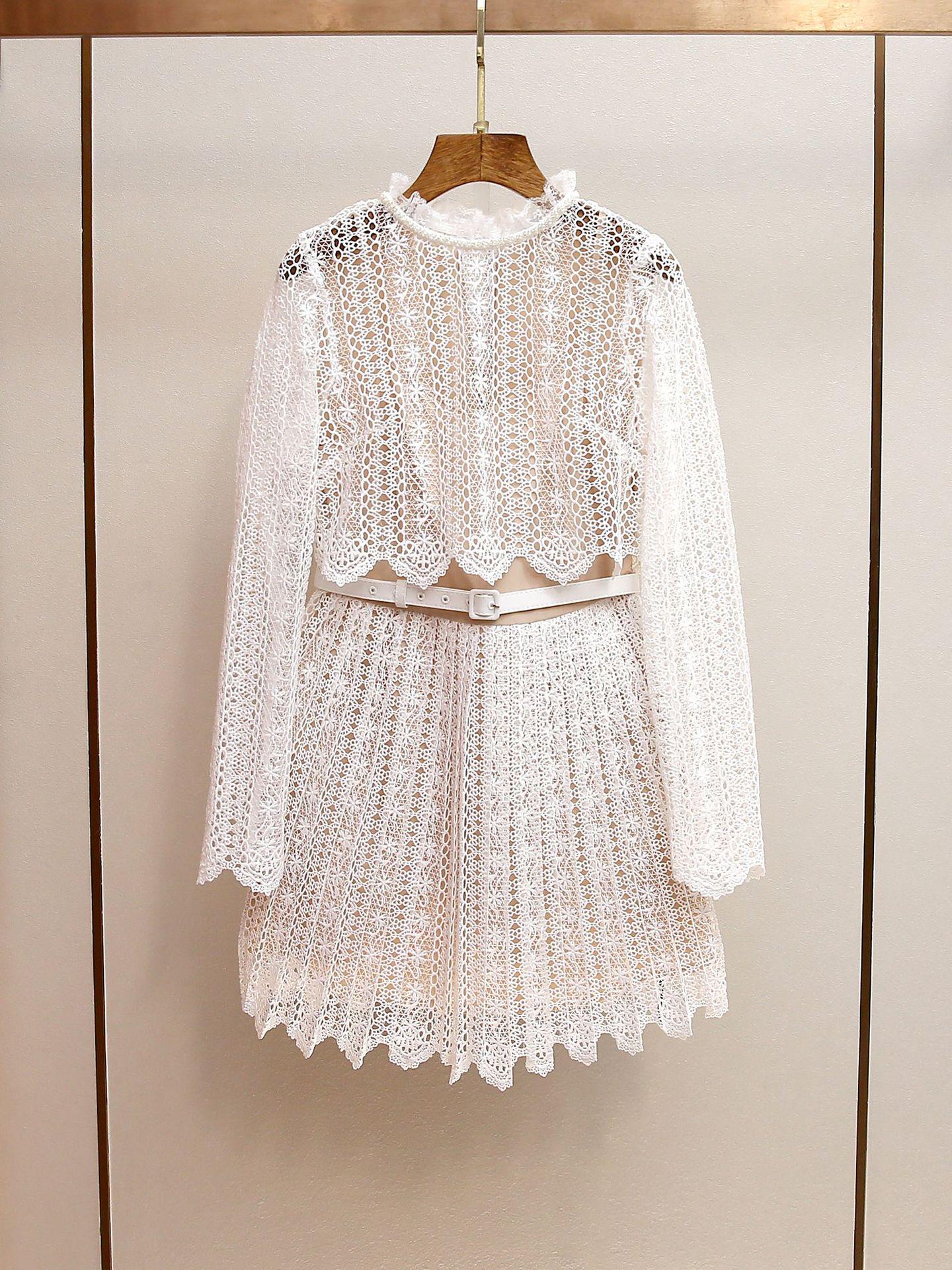 Elegant High-End Socialite Water Soluble Lace Waist-Cinched Short Dress Medium белый
Elegant High-End Socialite Water Soluble Lace Waist-Cinched Short Dress Medium белый