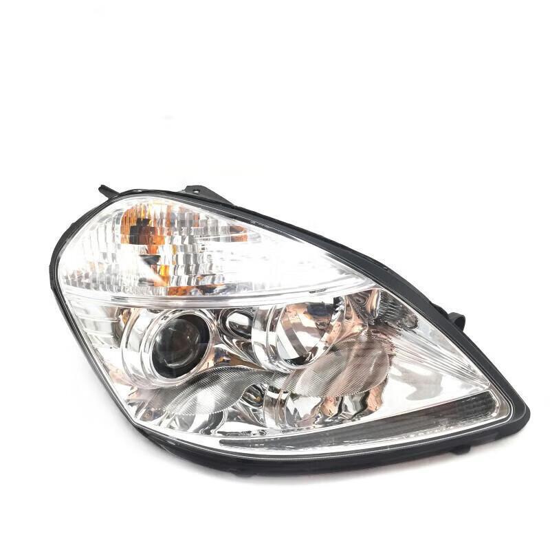 Compatible with 05-09 Zhonghua Zun Chi Headlight Assembly: Old Model Front Lighting Replacement Single Piece
Compatible with 05-09 Zhonghua Zun Chi Headlight Assembly: Old Model Front Lighting Replacement Single Piece