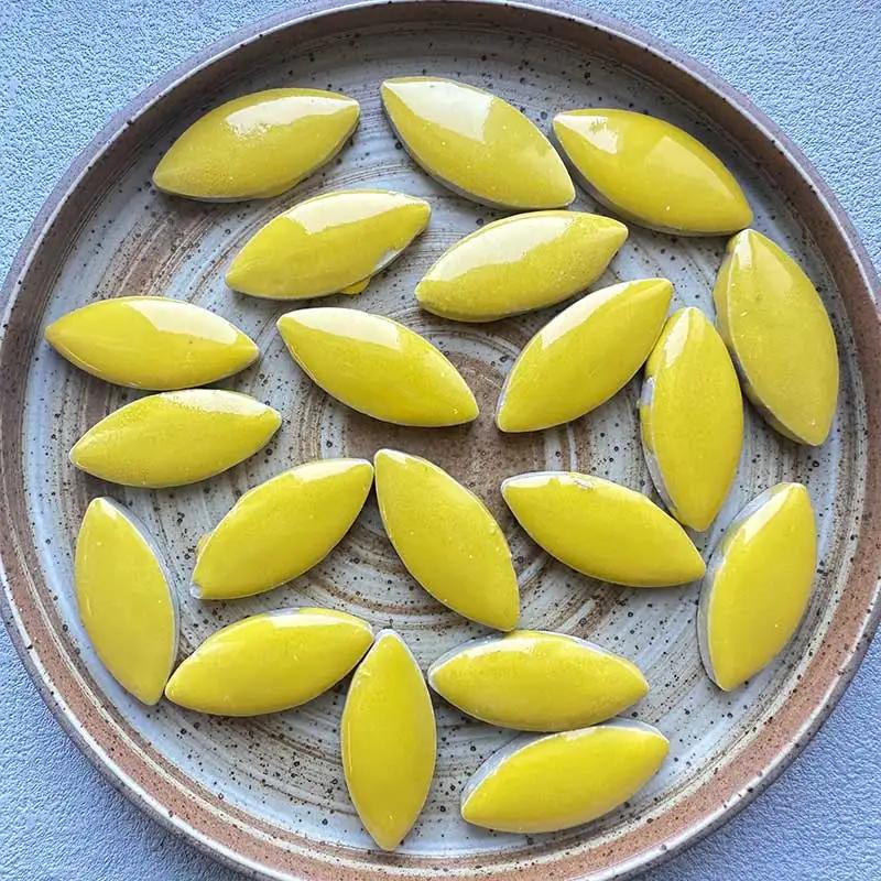 100g Multi Color Irregular Ceramic Mosaic Tiles DIY Making Stones for Craft Hobby Arts Wall Decoration Petal arte oval 918 100g
100g Multi Color Irregular Ceramic Mosaic Tiles DIY Making Stones for Craft Hobby Arts Wall Decoration Petal arte oval 918 100g