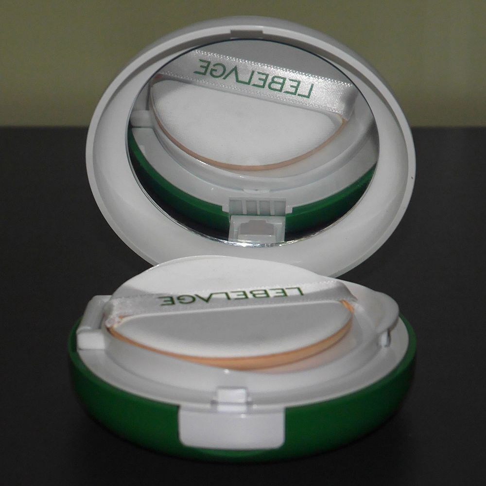 ADOOHYKF UV Protection Cosmetics Centella Asiatica Extract Sun Cushion 15g
ADOOHYKF UV Protection Cosmetics Centella Asiatica Extract Sun Cushion 15g