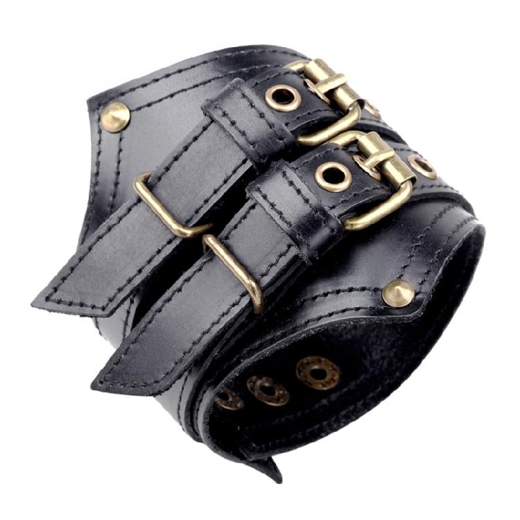 Vintage Leather Men s Bracelet Charm Punk Style Cowhides Bracelet with Metal Accents Suitable for Various Wrist Sizes чорний
Vintage Leather Men s Bracelet Charm Punk Style Cowhides Bracelet with Metal Accents Suitable for Various Wrist Sizes чорний