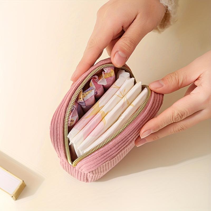 Velvet Makeup Bag with Large Capacity, Suitable for Storing Lipsticks, Sanitary Napkins, Cosmetics, and Toiletries, Perfect for Travel and Organizing рожевий
Velvet Makeup Bag with Large Capacity, Suitable for Storing Lipsticks, Sanitary Napkins, Cosmetics, and Toiletries, Perfect for Travel and Organizing рожевий