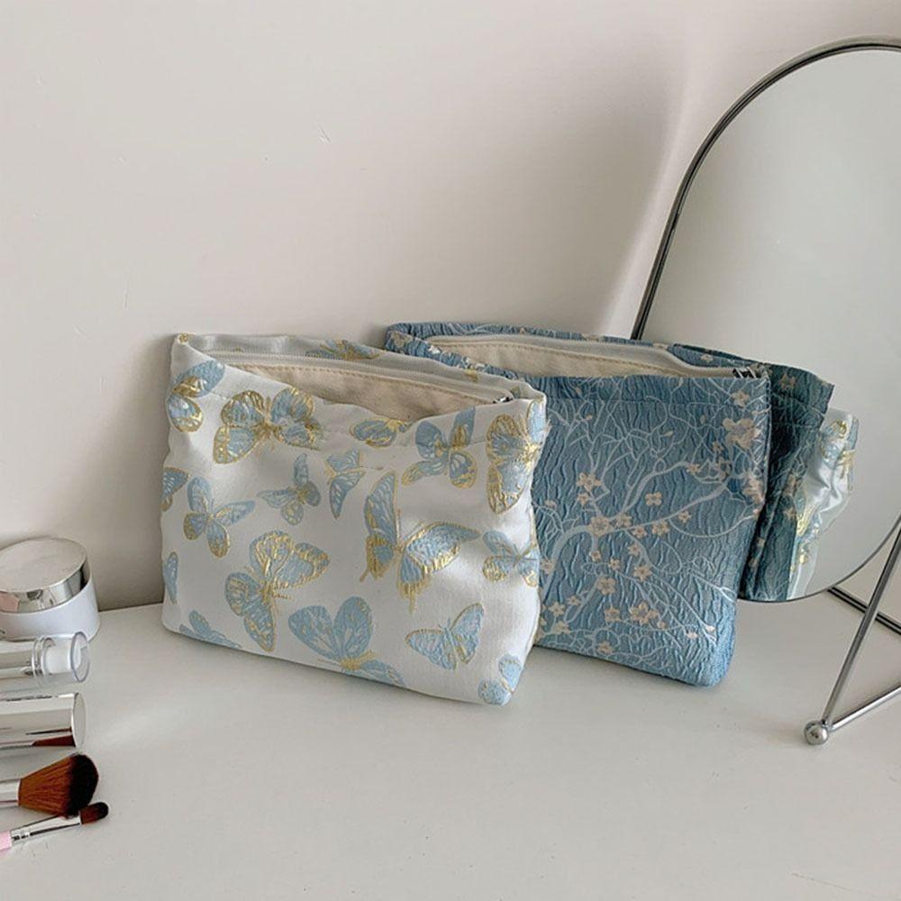 Blue Butterfly Women s Cloth Makeup Pouch Large Capacity Clutch Purse Phone Purse синій/золотий
Blue Butterfly Women s Cloth Makeup Pouch Large Capacity Clutch Purse Phone Purse синій/золотий