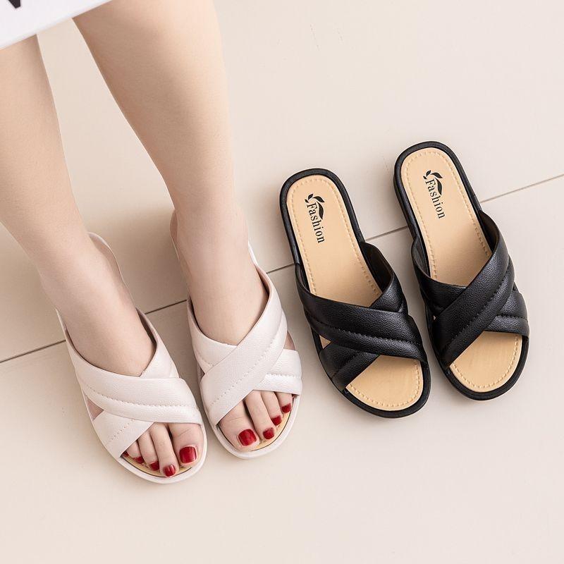 Women s Summer Slippers New Height Increasing Thick Soled Versatile Beach Shoes Indoor Fashionable Anti Slip and Anti Odor Women s Sandals 36-37
Women s Summer Slippers New Height Increasing Thick Soled Versatile Beach Shoes Indoor Fashionable Anti Slip and Anti Odor Women s Sandals 36-37